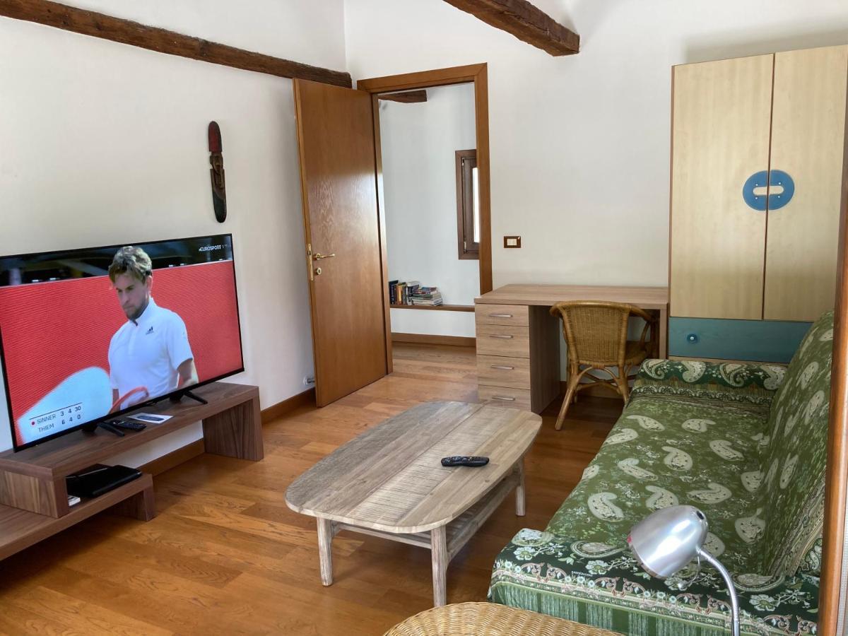 Bob And Jenny'S B&B Vicenza Bagian luar foto