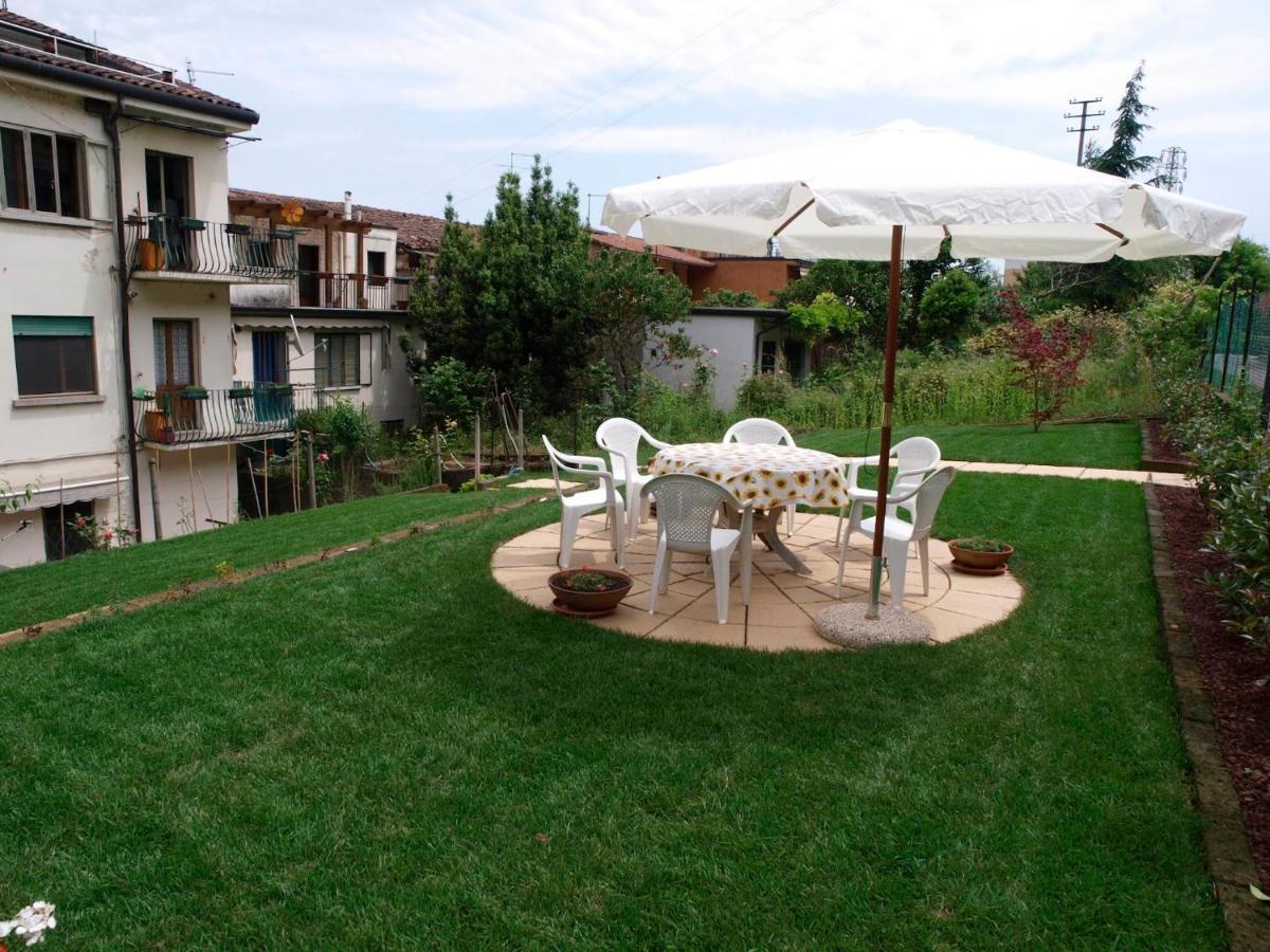 Bob And Jenny'S B&B Vicenza Bagian luar foto