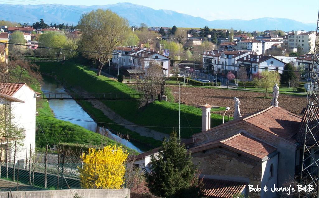 Bob And Jenny'S B&B Vicenza Bagian luar foto